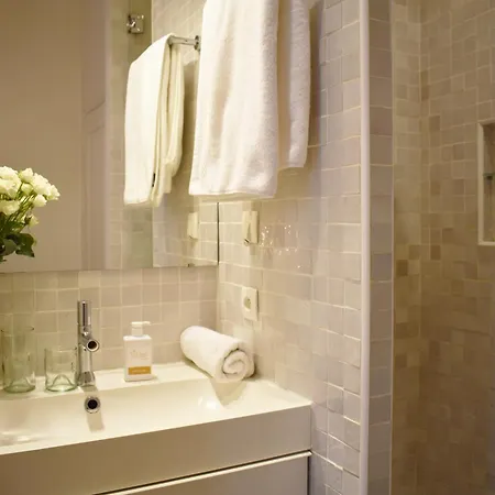 Montmartre Apartment